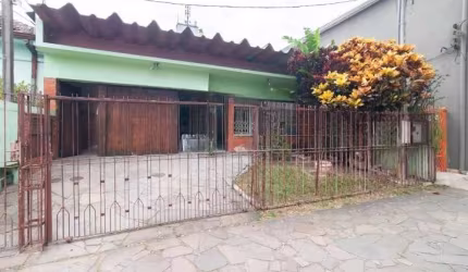 Casa em condomínio fechado com 5 quartos para alugar na Rua Monsenhor Veras, 551, Santana, Porto Alegre por R$ 4.200