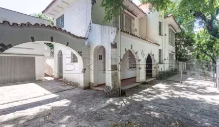 Casa comercial com 10 salas para alugar na Rua Marquês do Pombal, 162, Moinhos de Vento, Porto Alegre por R$ 16.800