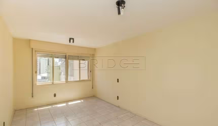 Loft com 1 quarto para alugar na Rua Duque de Caxias, 812, Centro Histórico, Porto Alegre por R$ 2.000