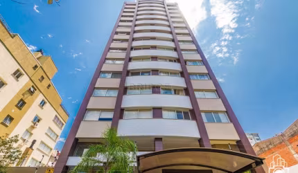 Apartamento com 3 quartos para alugar na Avenida Montenegro, 319, Petrópolis, Porto Alegre por R$ 5.000
