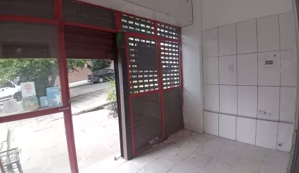 Ponto comercial com 2 salas para alugar na Rua Câncio Gomes, 699, Floresta, Porto Alegre por R$ 1.000
