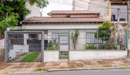 Casa em condomínio fechado com 3 quartos para alugar na Rua Atanásio Belmonte, 427, Boa Vista, Porto Alegre por R$ 7.000