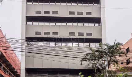 Sala comercial com 4 salas para alugar na Avenida Iguaçu, 525, Petrópolis, Porto Alegre por R$ 2.300