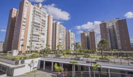 Apartamento com 3 quartos para alugar na Rua Nicola Mathias Falci, 151, Central Parque, Porto Alegre por R$ 15.000