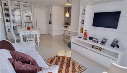 Apartamento para venda possui 49 metros quadrados com 1 quarto