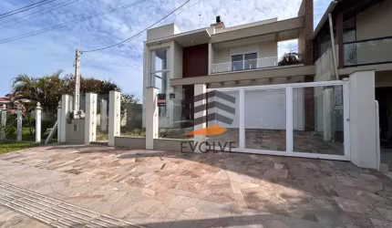 Casa com 4 dormitórios à venda, 196 m² por R$ 2.100.000,00 - Arroio do Sal - Arroio do Sal/RS
