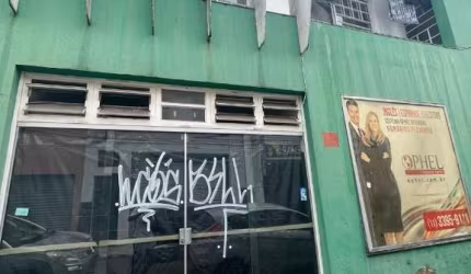 Casa comercial com 2 salas para alugar na Rua Bela Vista, Granjas Panorama, Taubaté por R$ 6.000
