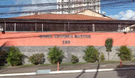 Casa em condomínio fechado com 2 quartos à venda na Rua Viga, Jardim da Viga, Nova Iguaçu, 61 m2 por R$ 550.000
