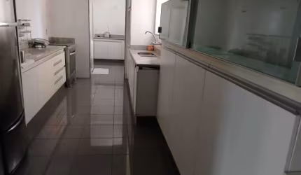 Apartamento com 3 quartos para alugar na Praça Paulo de Frontin, Centro, Nilópolis, 102 m2 por R$ 1.500