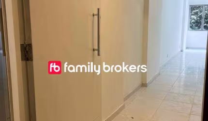 OPORTUNIDADE: EXCELENTE SALA DE 39M² EM COPACABANA COM 1 BANHEIRO SOCIAL