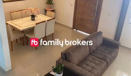 CASA COM 4 SUÍTES E 246m² Á VENDA EM VARGEM PEQUENA