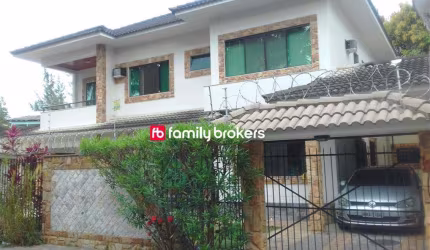 CASA DUPLEX COM 4 SUÍTES E 288m² À VENDA EM VARGEM PEQUENA