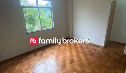 LINDO APARTAMENTO COM 2 QUARTOS E VISTA PARA O CRISTO REDENTOR Á VENDA