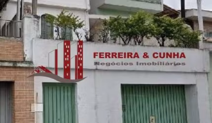 Casa sobrado 129m² no bairro Vila Mazzei