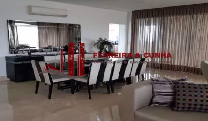 Excelente apartamento no bairro Anália Franco.
