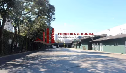 Excelente Galpão na Vila Leopoldina.