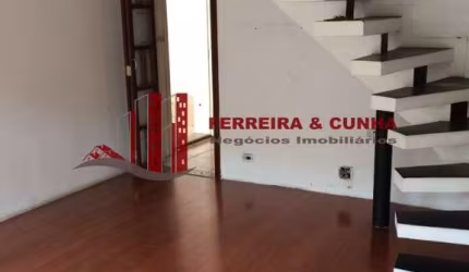 Lindo Sobrado de 181m² no bairro  Vila Isolina Mazzei