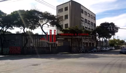Galpão de 1.900m² no bairro Cambuci