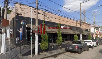 Ponto comercial 45m² mais 22m² mezanino no bairro Santana.