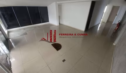 Loja comercial 110m² no bairro Santana.