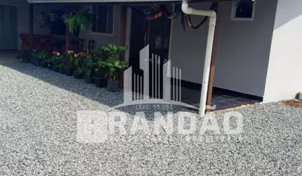 Casa a venda localizada em Guaramirim - Ilha da figueira.