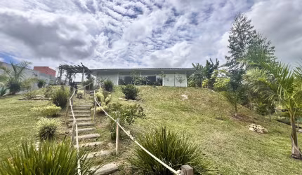 Sítio com 2 Casas, Riacho, Lagoa, de Cinema