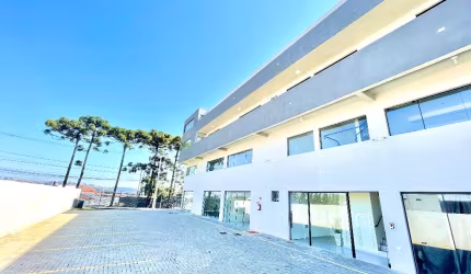 SALA COMERCIAL JACOB MACANHAN