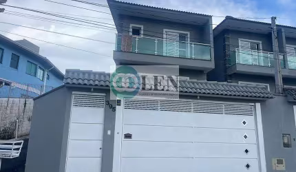 Casa para Venda em Arujá, Nossa Senhora do Carmo, 3 dormitórios, 2 suítes, 3 banheiros, 2 vagas
