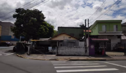 Casa para Venda em Arujá, Centro, 2 dormitórios, 1 banheiro, 4 vagas