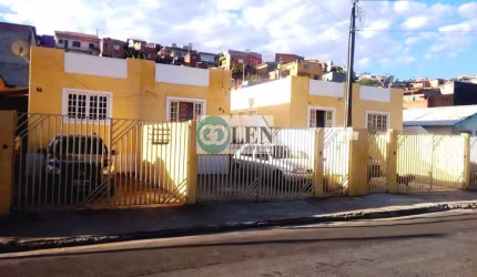 Casa para Venda em Arujá, Jardim Pinheiro, 2 dormitórios, 1 banheiro, 2 vagas