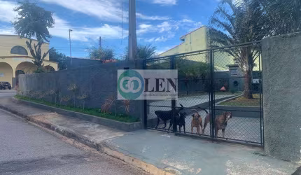 Terreno para Venda em Arujá, Jardim São José, 1 dormitório, 1 suíte, 1 banheiro, 6 vagas