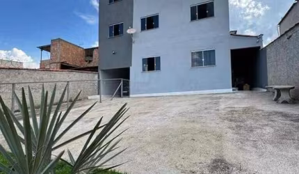 Casa com 3 quartos à venda na Rua Maria das Graças Simões de Resende, Santa Maria, Conselheiro Lafaiete, 220 m2 por R$ 550.000