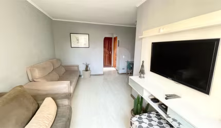 Apartamento 3 Dormitórios à Venda – Reformado, com Planejados e 1 Vaga