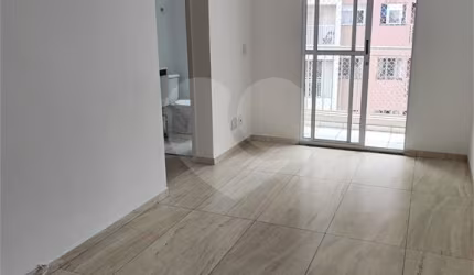 Apartamento de 48m² à venda | 2 dormitórios | 1 vaga de garagem
