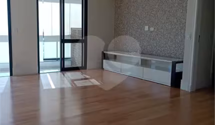 Apartamento para alugar com 3 quartos e 3 vagas na Pompéia - Construtora Paulo Mauro