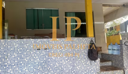Vende-se Casa, 2 quartos, com edícula e piscina, no Parque das Laranjeiras