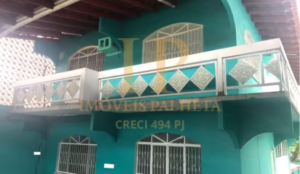 Vende-se Casa de 2 andares, + 1 casa térrea aos fundos no Santo Antônio
