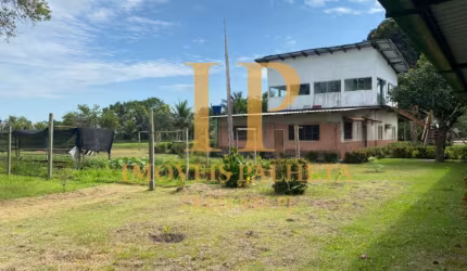 Vende-se Sítio, Casa 2 andares, 4 suítes, com viveiros e arborizado, no Rio Preto da Eva, Amazonas