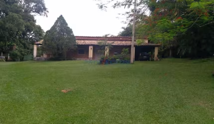 Chácara / sítio com 3 quartos à venda na Zona Rural, Monte Alegre do Sul , 300 m2 por R$ 2.000.000