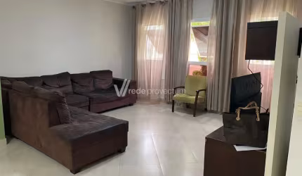 Casa em condomínio fechado com 3 quartos à venda na Estrada do Jequitibá, 999, Colina dos Pinheiros, Valinhos, 180 m2 por R$ 1.050.000