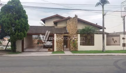 Casa com 3 quartos à venda na Doutor Adhemar de Barros, 330, Jardim Europa, Valinhos, 280 m2 por R$ 1.330.000