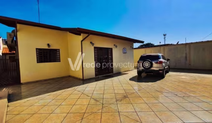 Casa com 3 quartos à venda na Rua Luiz Ferro, 95, Jardim Vista Alegre, Paulínia, 200 m2 por R$ 795.000