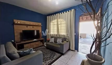 Casa com 3 quartos à venda no Parque das Colinas, Valinhos , 141 m2 por R$ 600.000