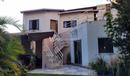 Casa com 5 quartos à venda na Vila Moletta, Valinhos , 294 m2 por R$ 1.000.000