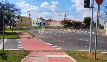 Terreno comercial à venda no Parque Prado, Campinas  por R$ 825.000