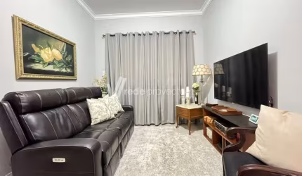 Casa com 4 quartos à venda na Vila Angeli, Valinhos , 180 m2 por R$ 850.000