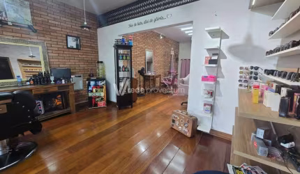 Casa comercial à venda na Vila Anhangüera, Valinhos , 235 m2 por R$ 900.000