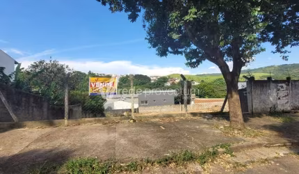 Terreno comercial à venda no Jardim Pinheiros, Valinhos  por R$ 400.000
