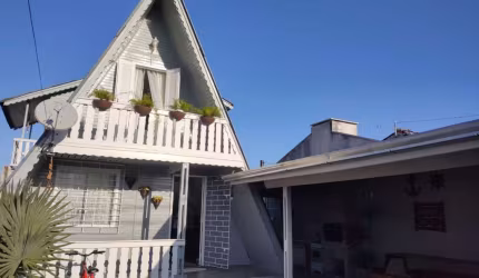 Casa para Venda em Guaratuba, Cohapar, 3 dormitórios, 2 banheiros, 3 vagas