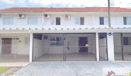 Sobrado para Venda em Guaratuba, Centro, 3 dormitórios, 2 banheiros, 2 vagas